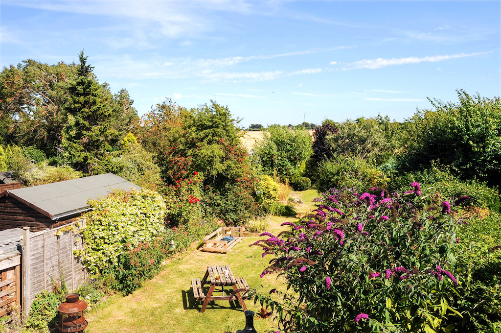 Property for Sale, West Wittering 9 Malthouse Cottages Baileys